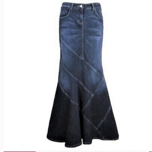 bebe Dresses & Skirts - Bebe Denim Skirt